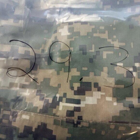 UFO Digital Camo Shorts Sz XS 30 Rave Festival EMC Cyber Grunge Tech Pockets - Picture 13 of 13